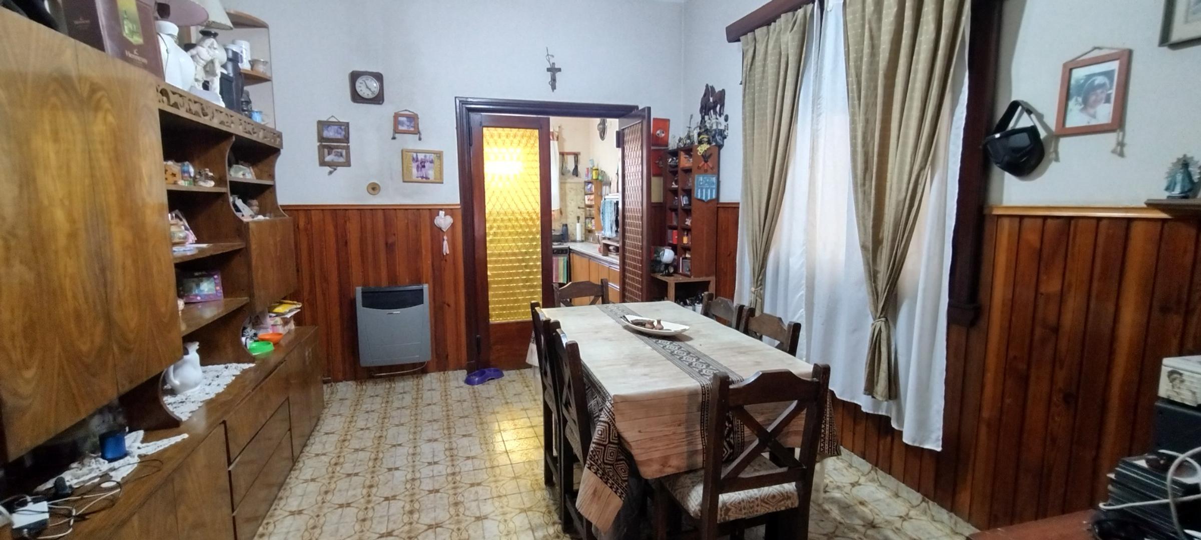 Casa en Venta en Caseros, USD 169.000