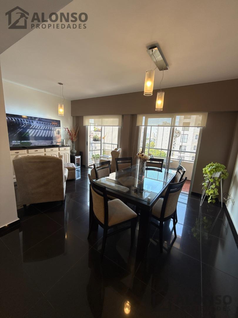 Departamento 4 ambientes con 3 baños