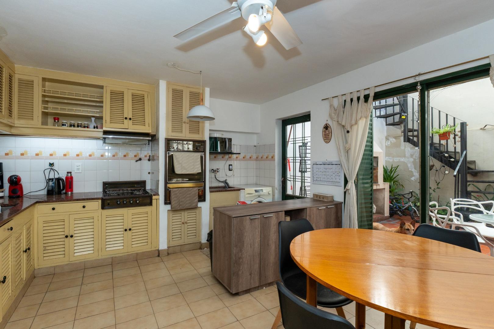 Depto Tipo Casa 5 ambientes con 3 baños