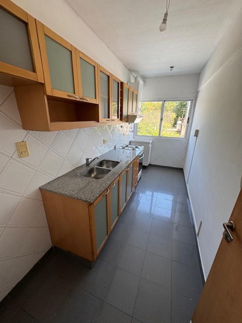 EN VENTA DEPARTAMENTO DOS AMBIENTES SAN MARTIN CENTRO