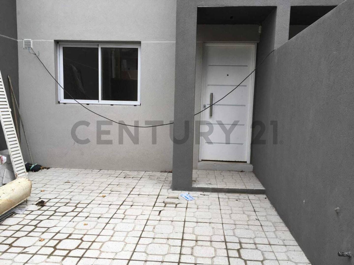 San Carlos 500, Piso 0