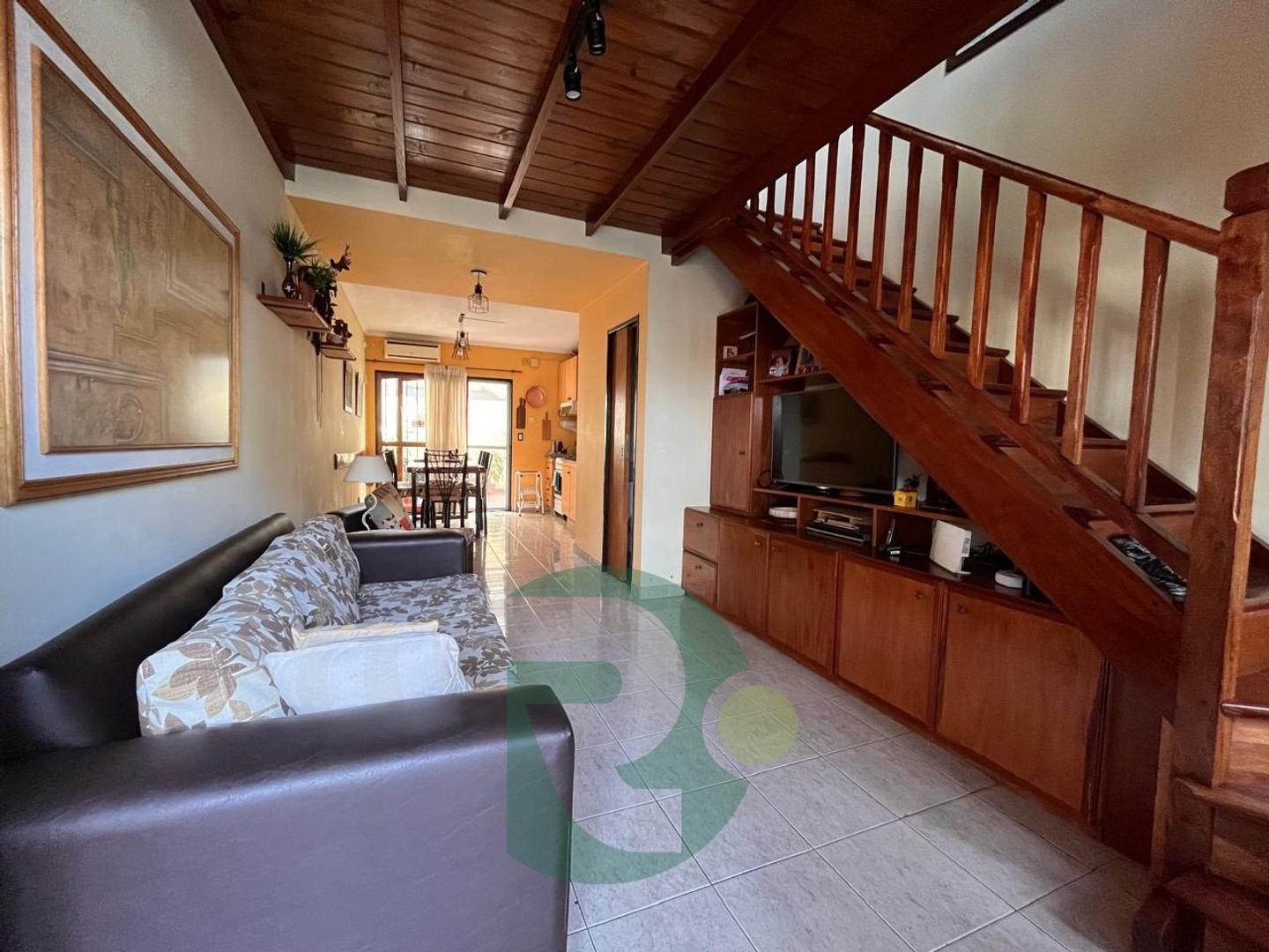 Depto Tipo Casa en Venta en Morón Sur, USD 85.000