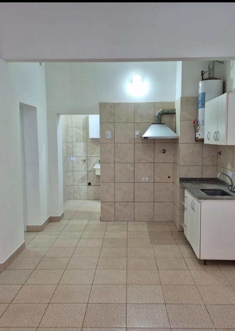 Depto Tipo Casa en Alquiler de 2 dormitorios