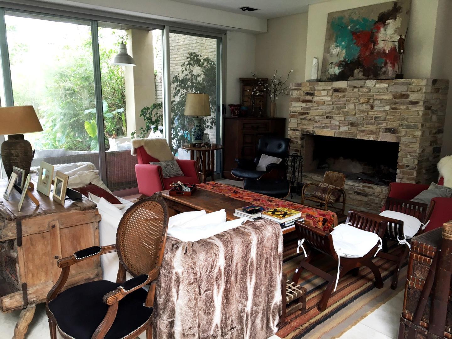 Casa en Venta de 4 dormitorios