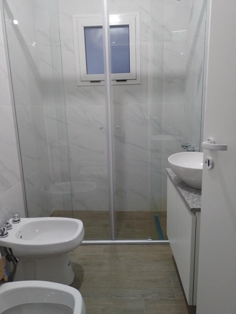 Departamento en Alquiler en Benavidez, $ 900.000