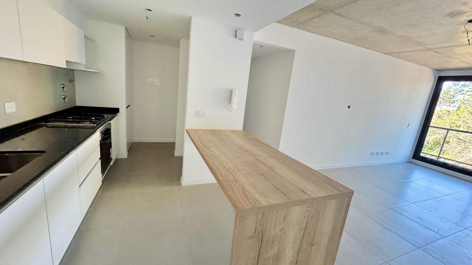 VENTA DE DEPARTAMENTO TRES DORMITORIOS  FISHERTION