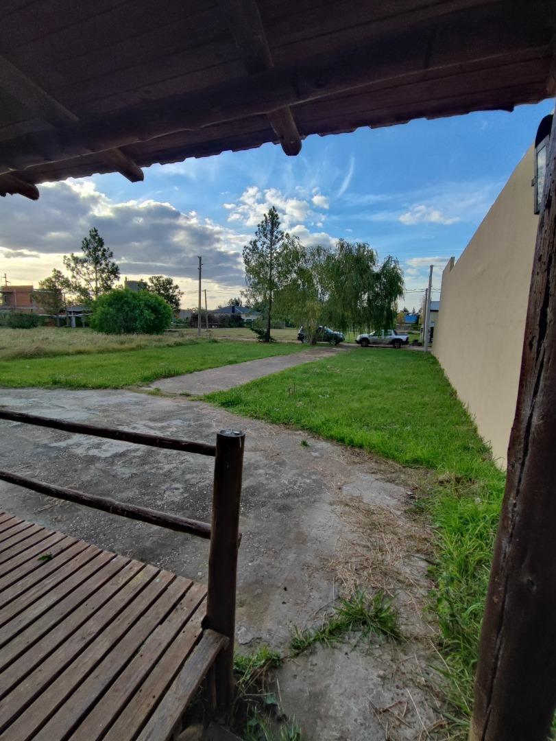 Casa 2 ambientes con 1 baño