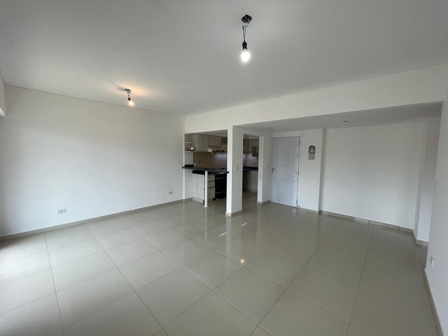 Departamento de 2 ambientes con cochera en Quilmes