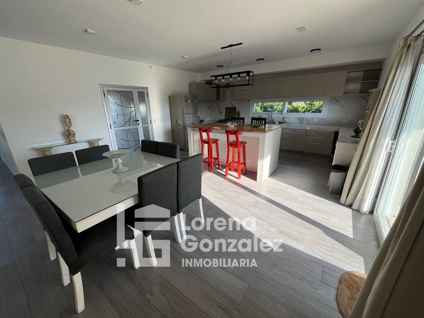 Casa en Alquiler de 3 dormitorios