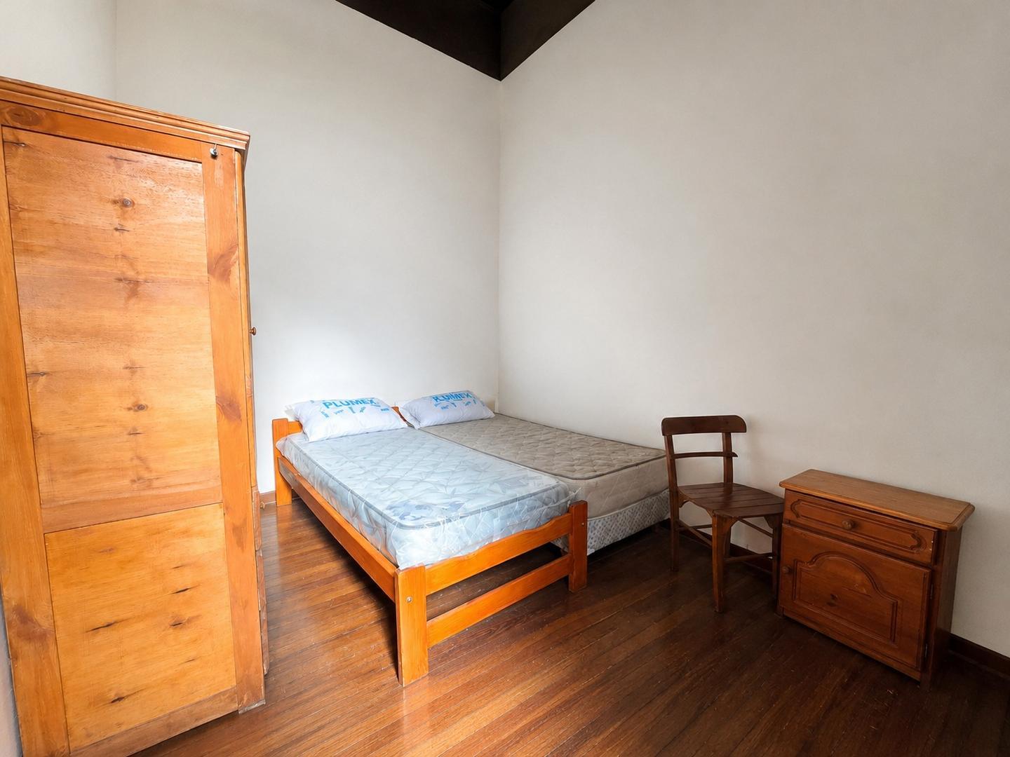 Depto Tipo Casa 12 ambientes con 4 baños
