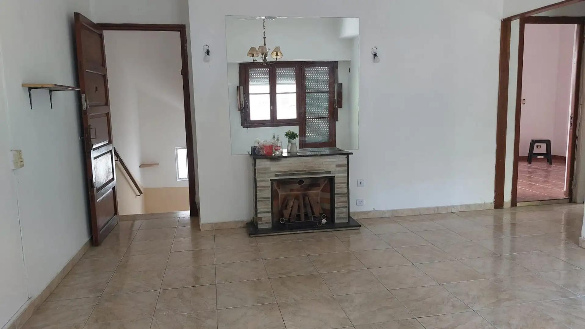 Depto Tipo Casa en Venta de 4 ambientes
