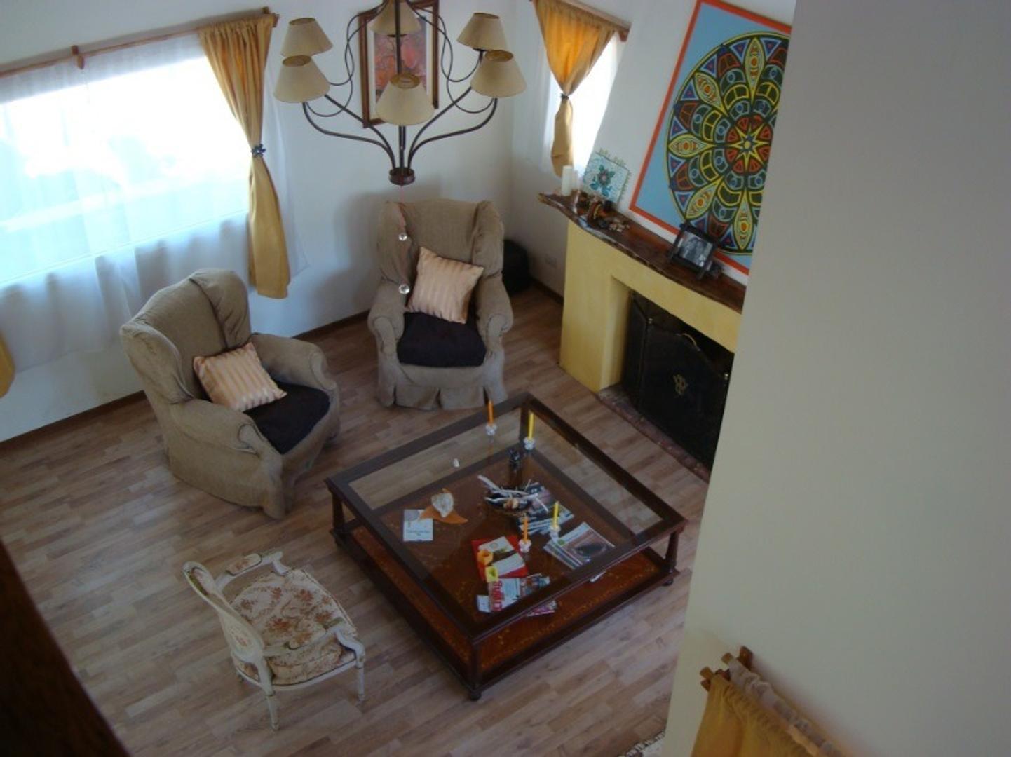 Casa en Bº Villa Correntoso (bajó el valor)