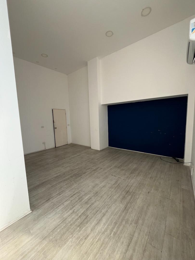 Oficina en Alquiler 40 años