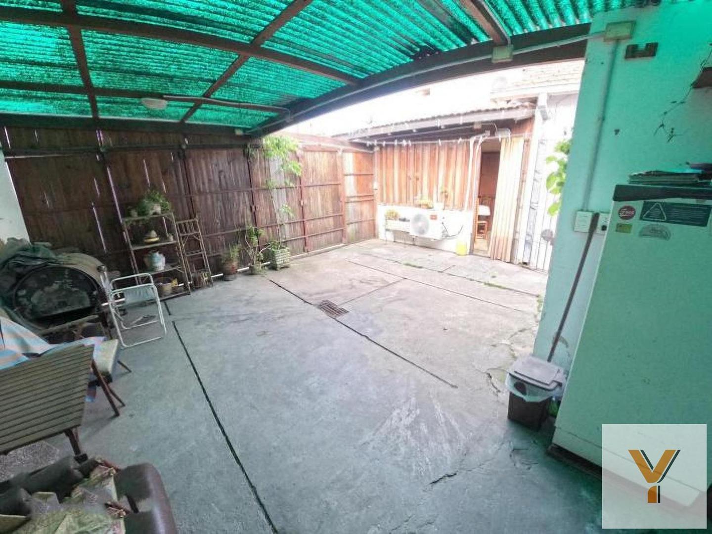 Depto Tipo Casa 4 ambientes con 1 baño