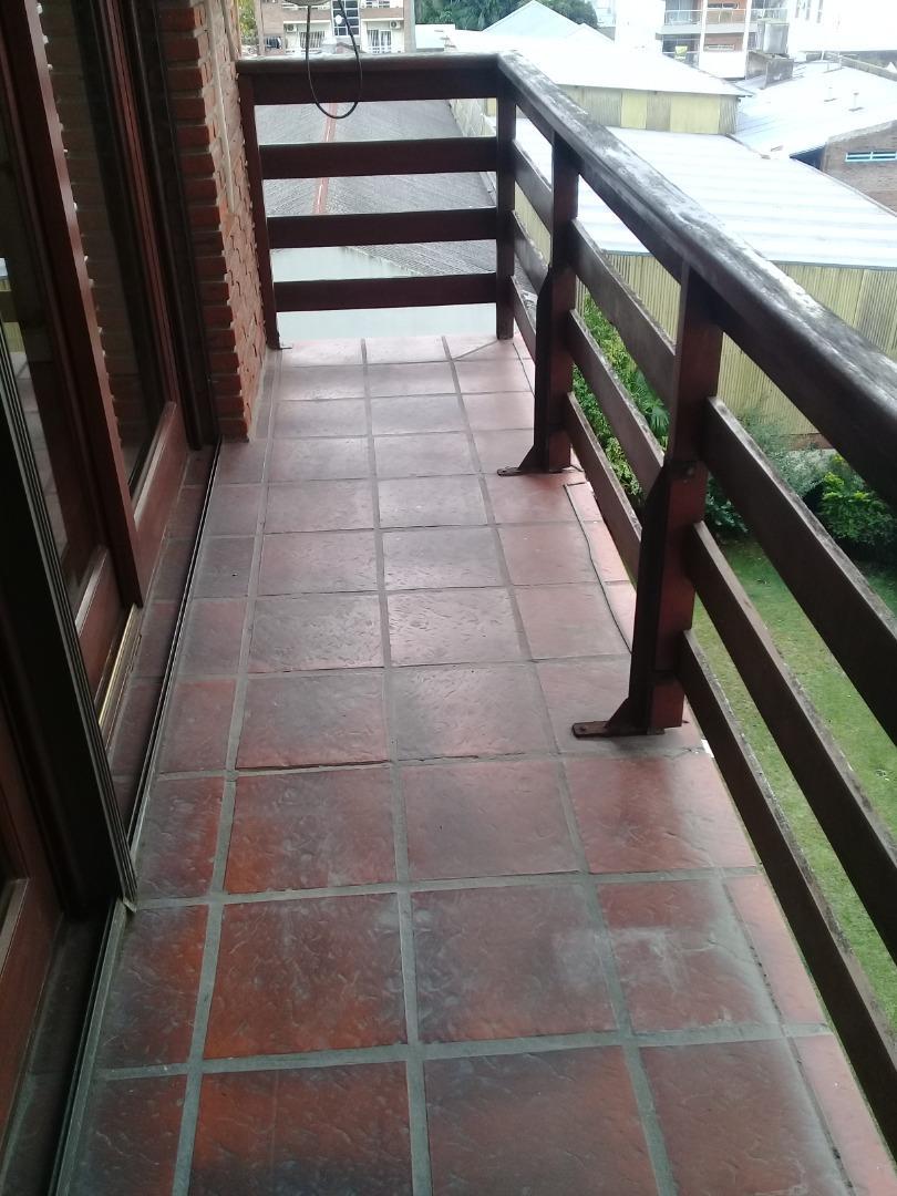 Departamento 4 ambientes con 3 baños