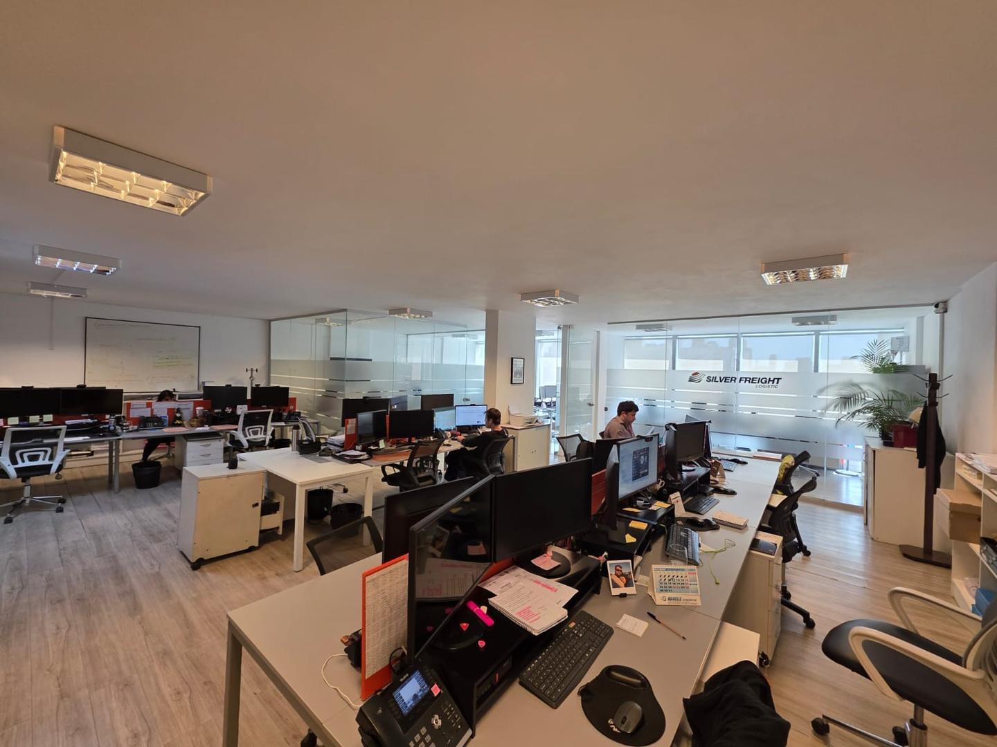 Oficina en Alquiler al Noroeste