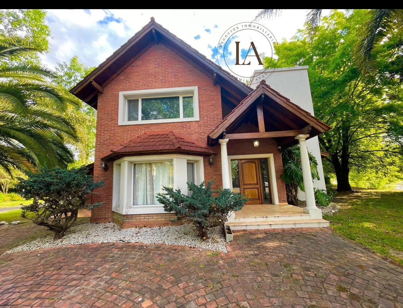 CASA EN ALQUILER ANUAL, MORENO
