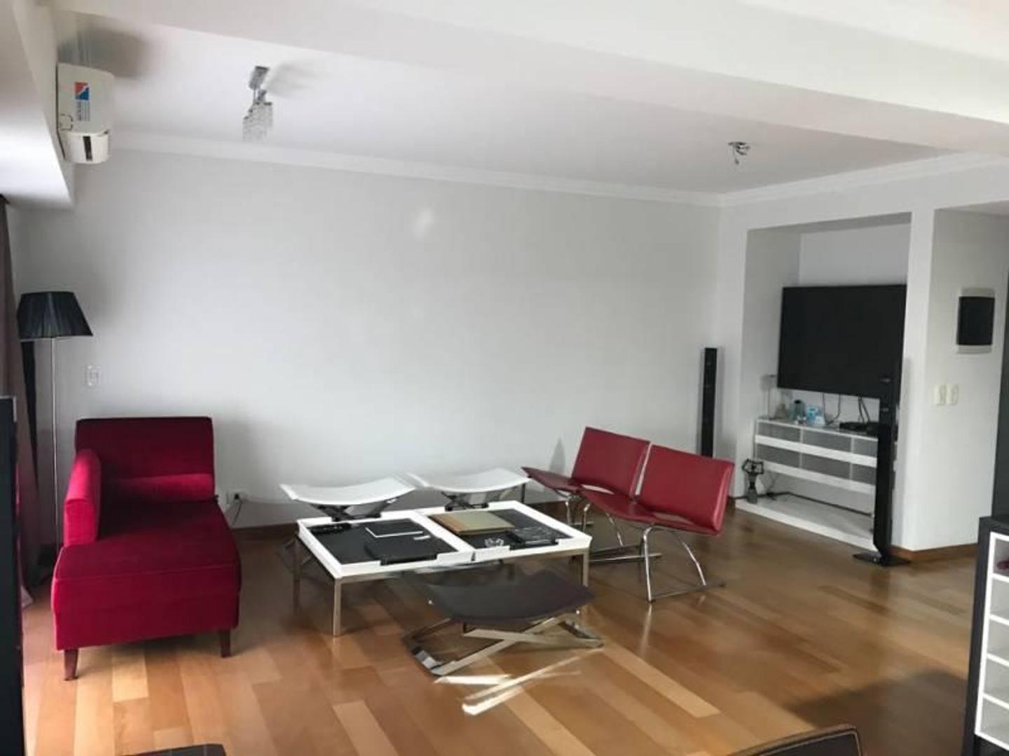 Departamento en Alquiler de 4 ambientes