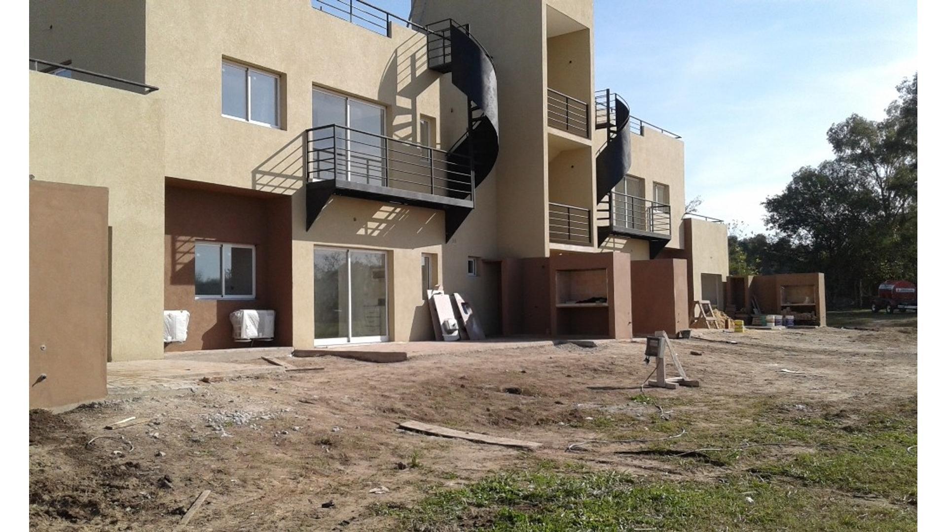 Excelente departamento en venta de 2 ambientes en El Aljibe