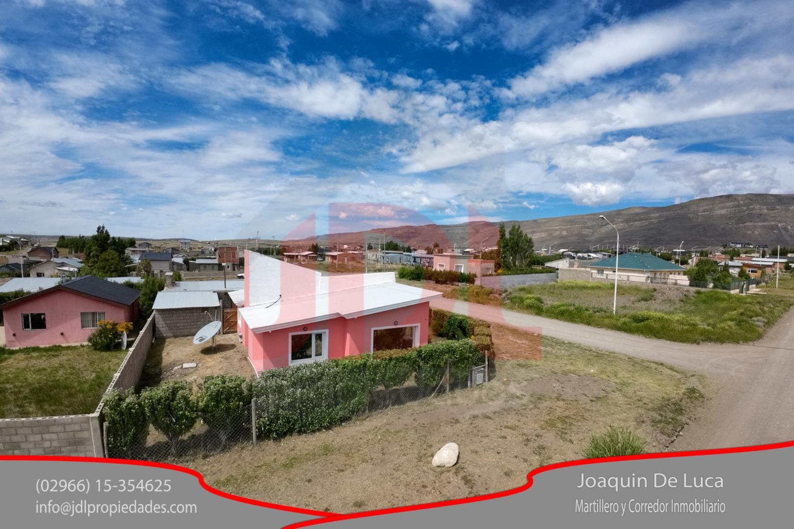 Casa en Venta con 4 cocheras