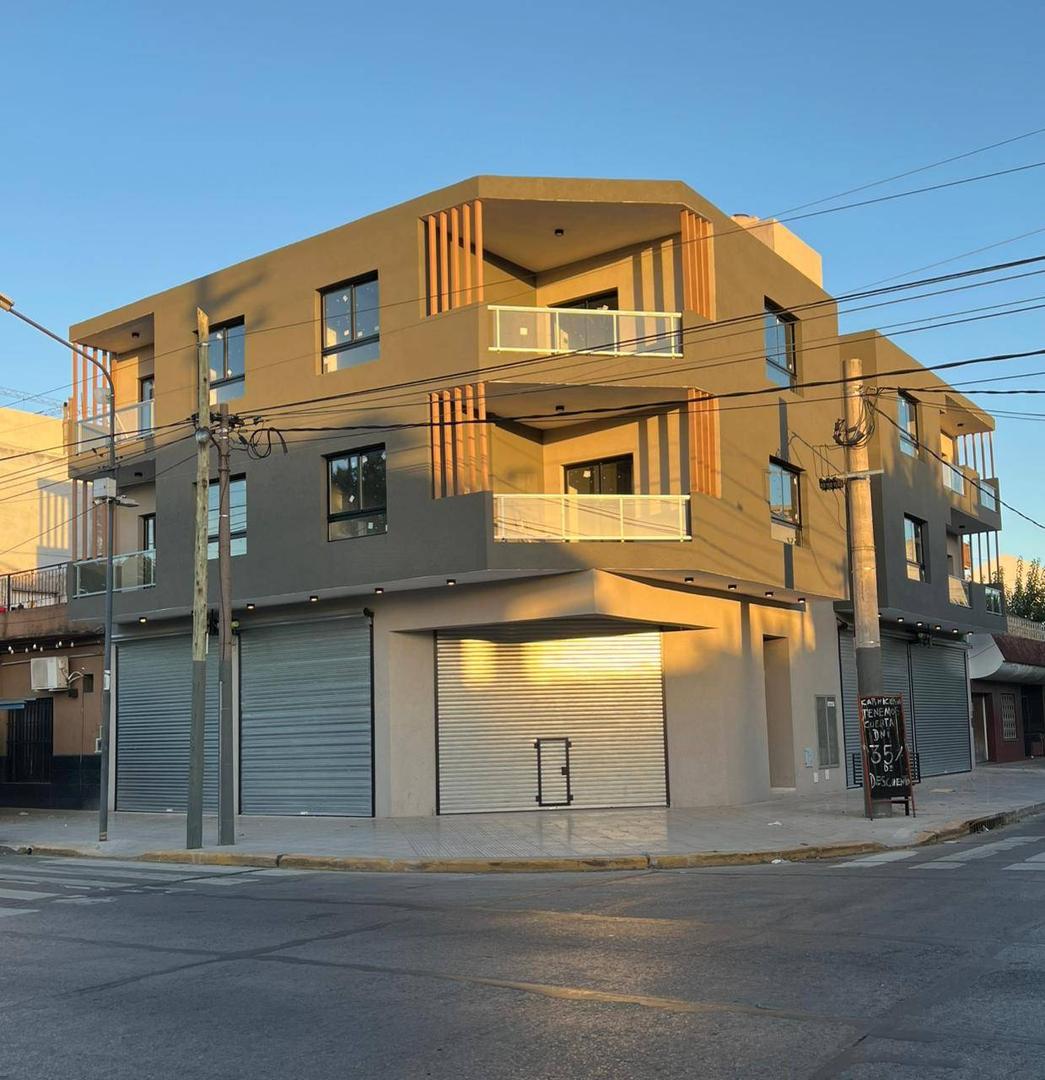 DEPARTAMENTO 2 AMB -  1° PISO AL FRENTE - CON BALCON - ENTREGA FEBRERO 2026