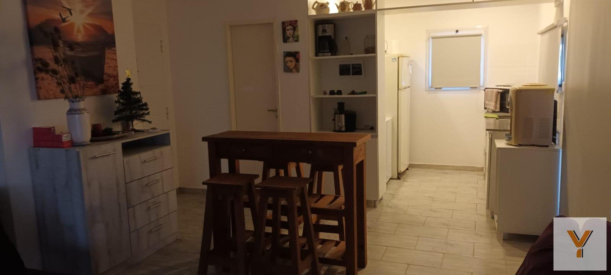 Casa en alquiler temporario - 1 Ambiente - Villa Parque Sicardi, La Plata