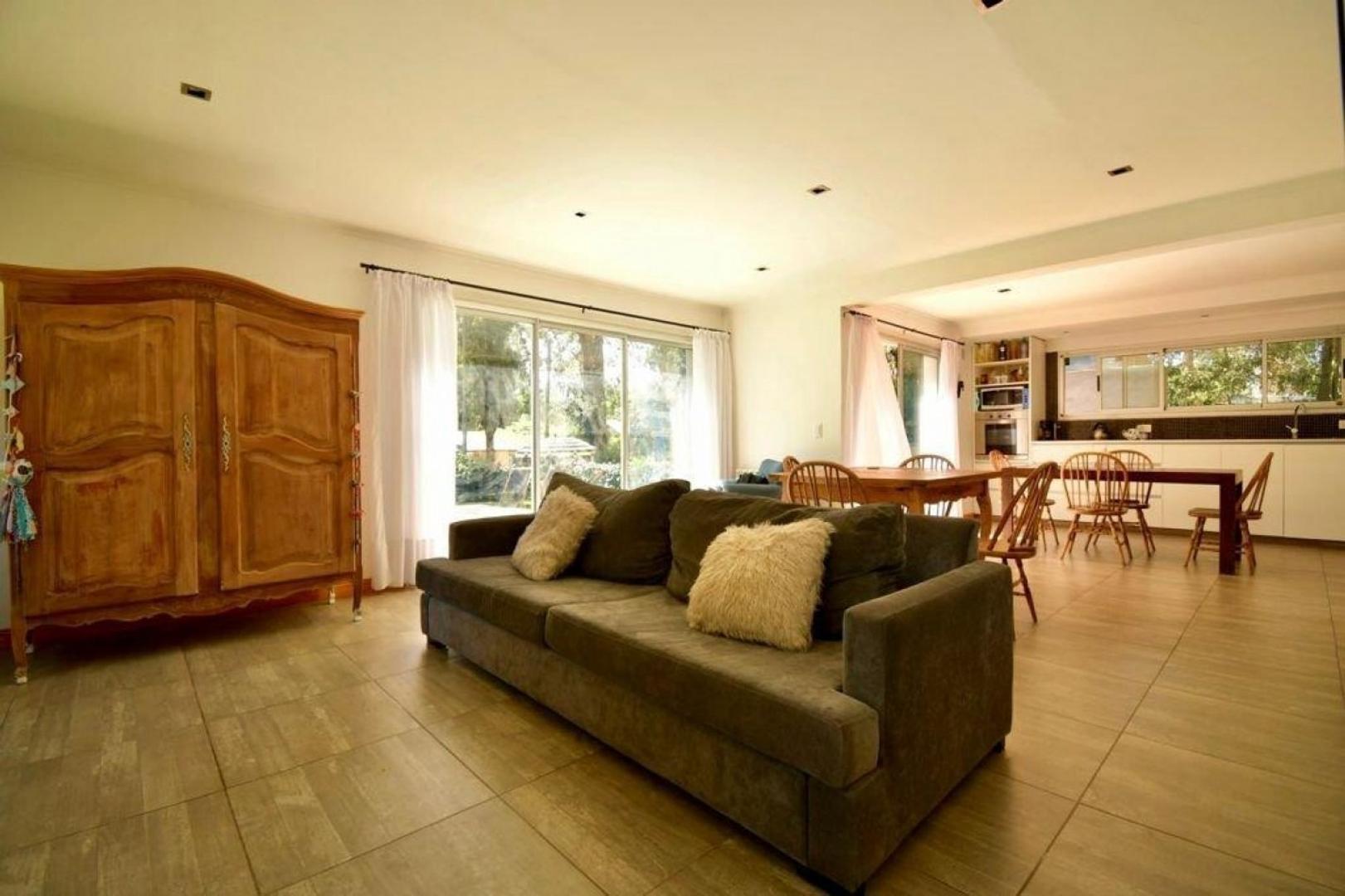 Casa en Alquiler Temporal en Barrio Bosque Peralta Ramos, USD 380