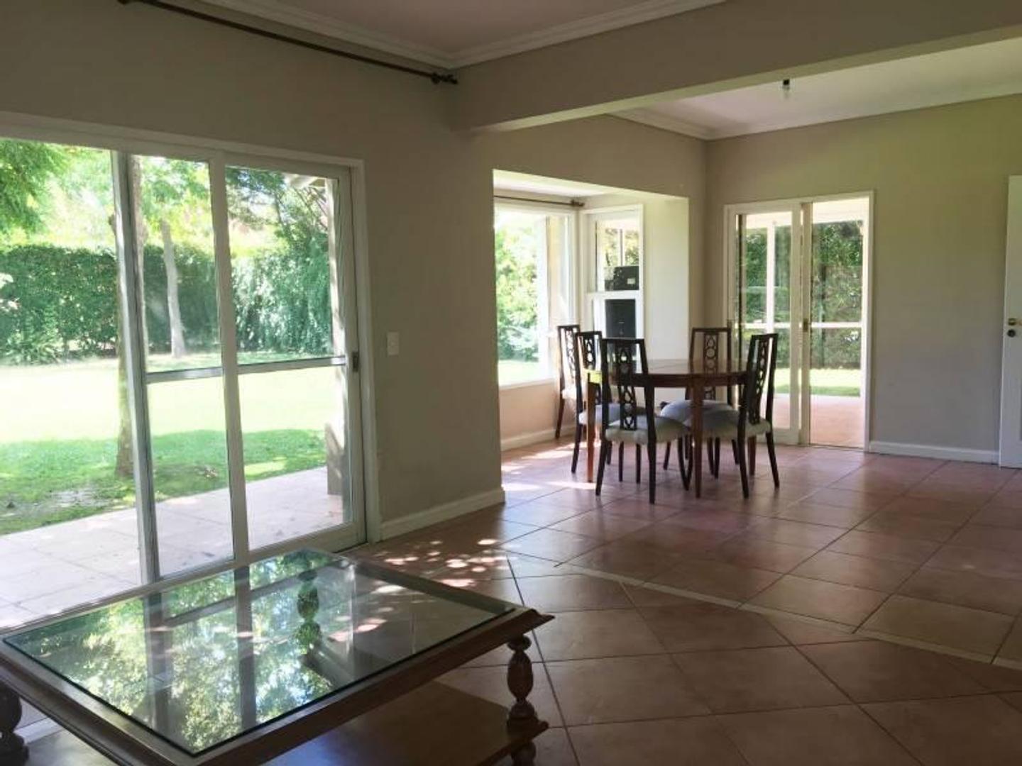 Casa en Venta de 3 dormitorios