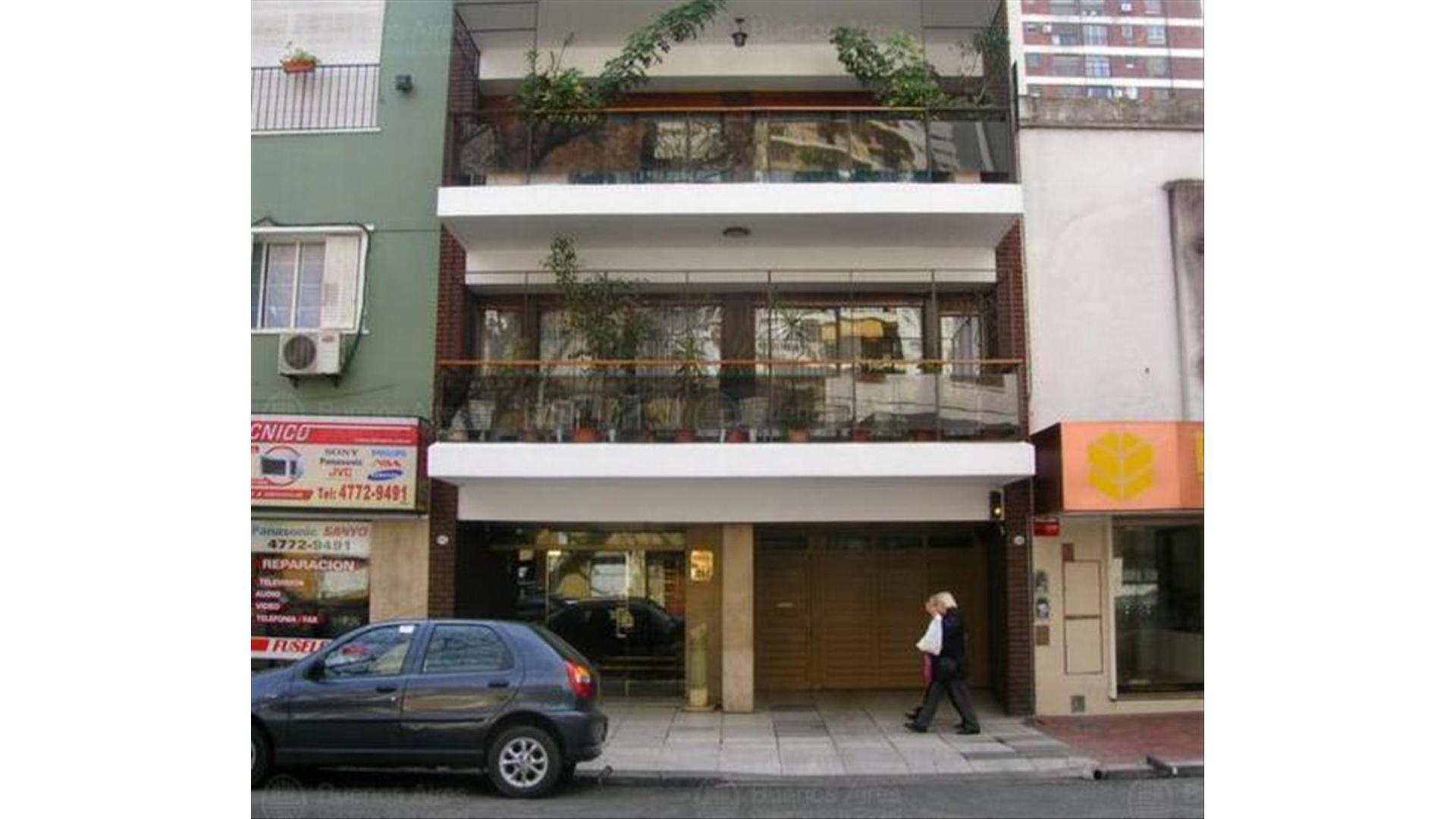 Departamento 5 ambientes con 4 baños