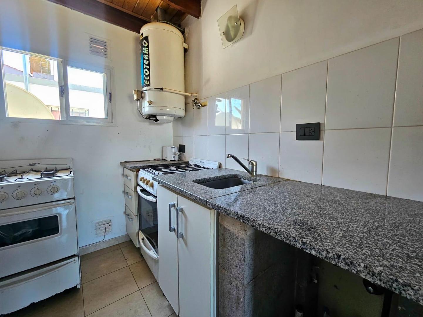 Departamento 2 ambientes con 1 baño