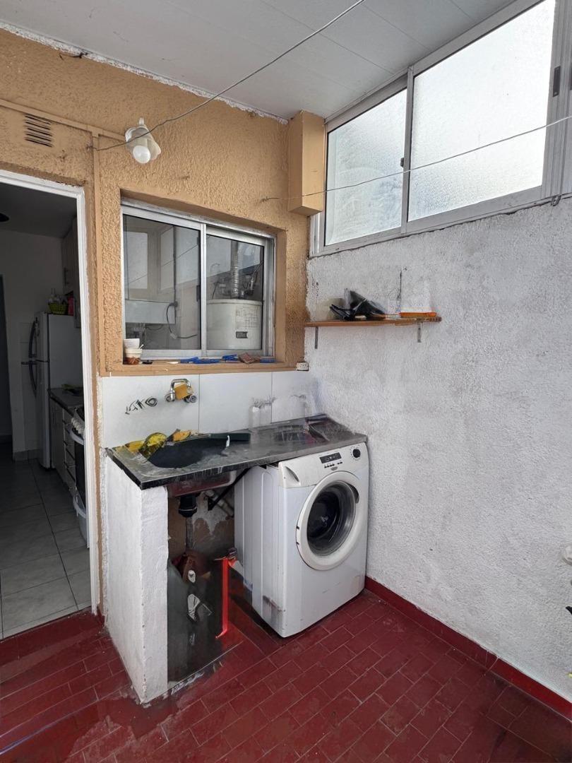 Casa 2 ambientes con 1 baño