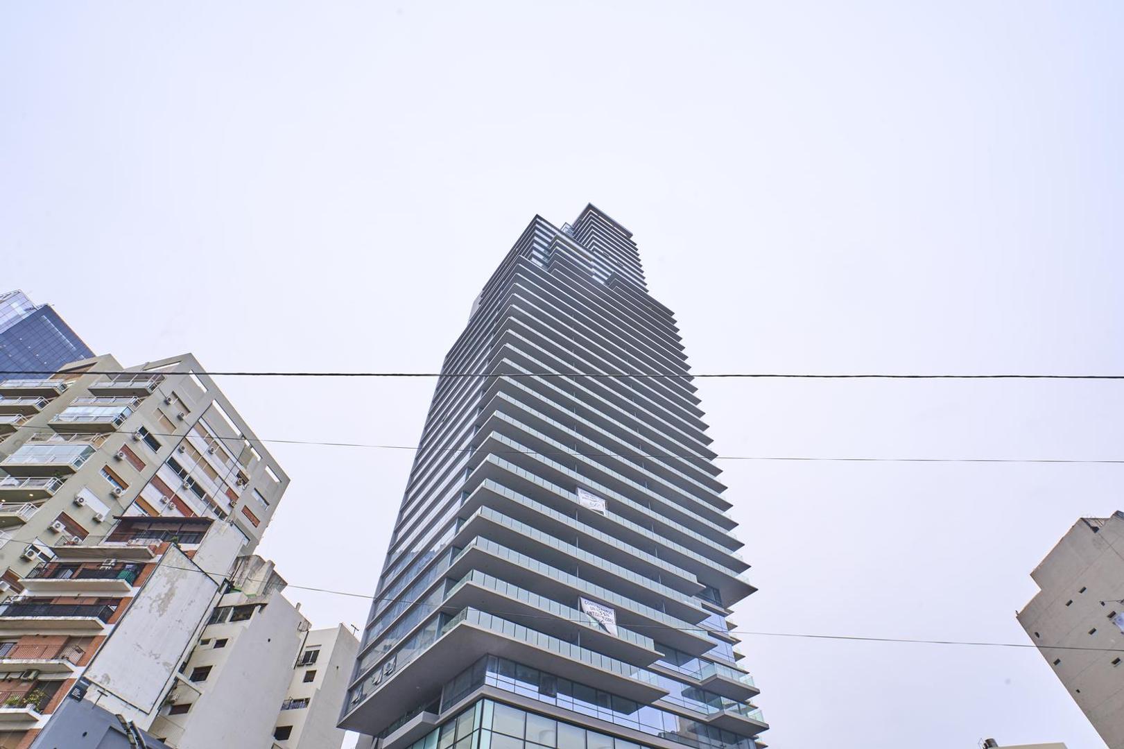 Av del Libertador al 7400