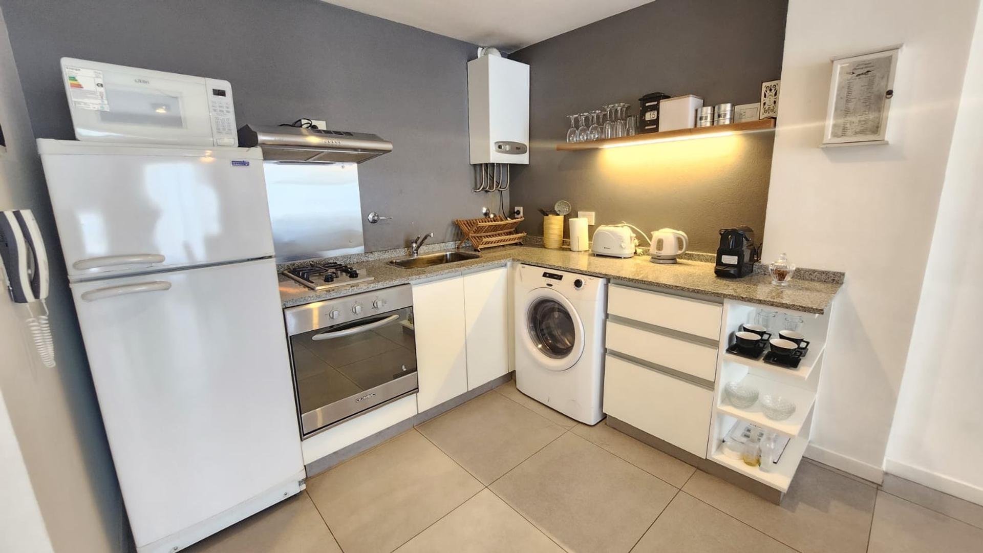 Hipolito Irigoyen 9161 , Piso 16