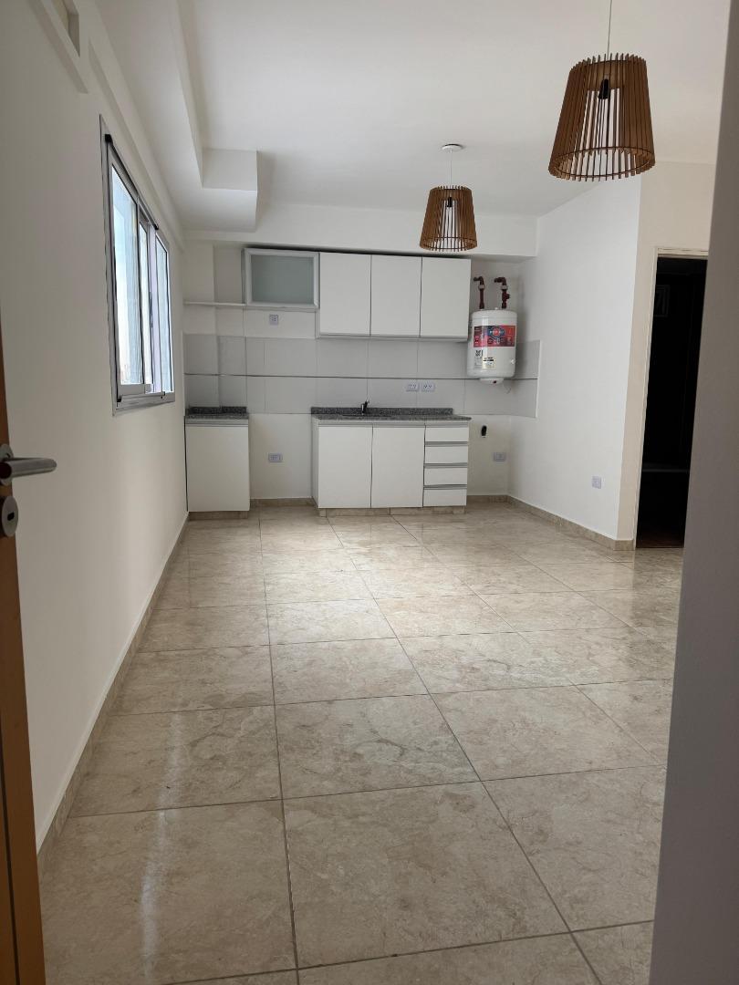 Departamento en Alquiler en Moron Sur, $ 480.000