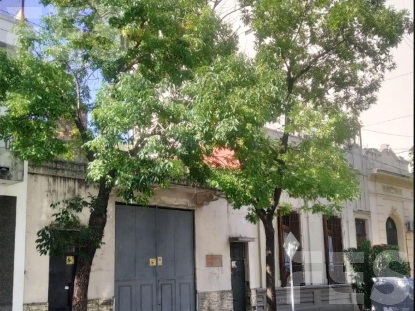 Terreno en Venta 11  mts Fondo