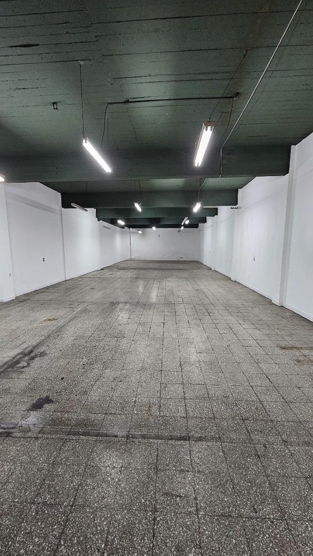 Galpon en Venta en Banfield, USD 200.000