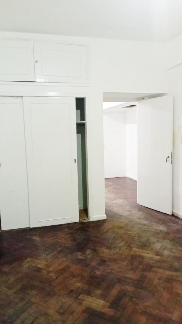 Av. Corrientes 3100 , Piso 2