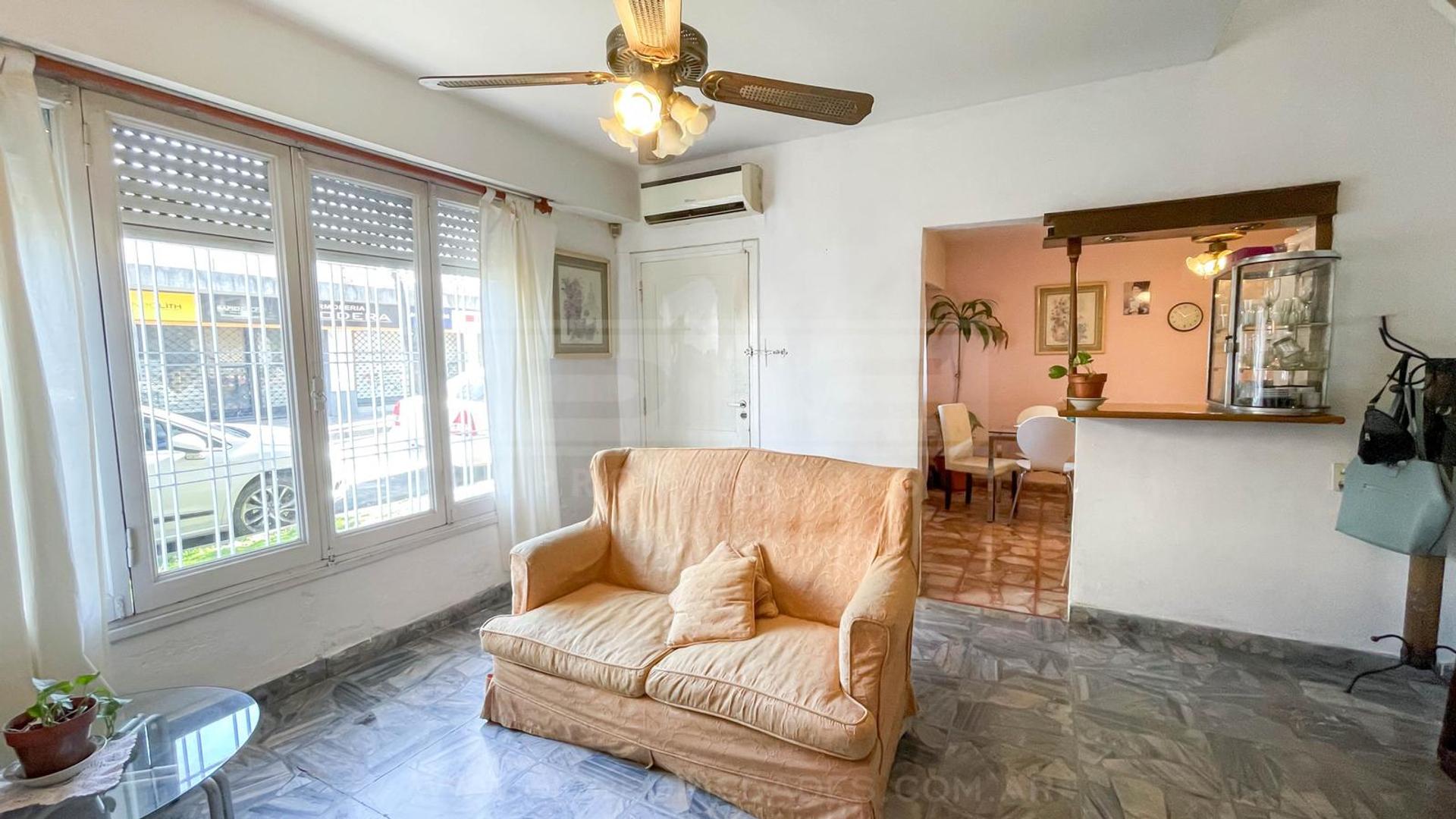 Depto Tipo Casa en Venta en Olivos Uzal / Panamericana, USD 95.000