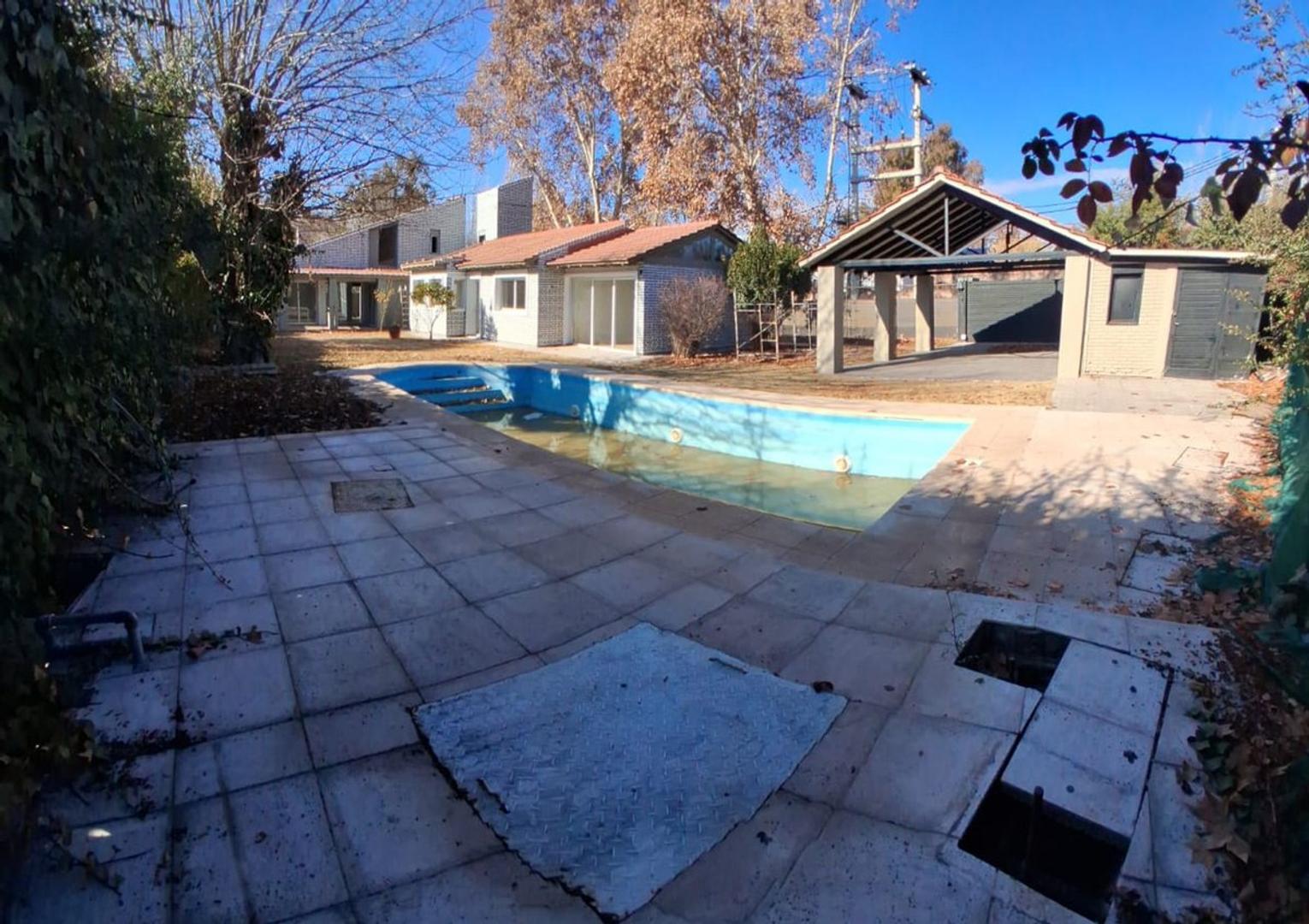 Casa en Venta en Chacras De Coria, USD 235.000