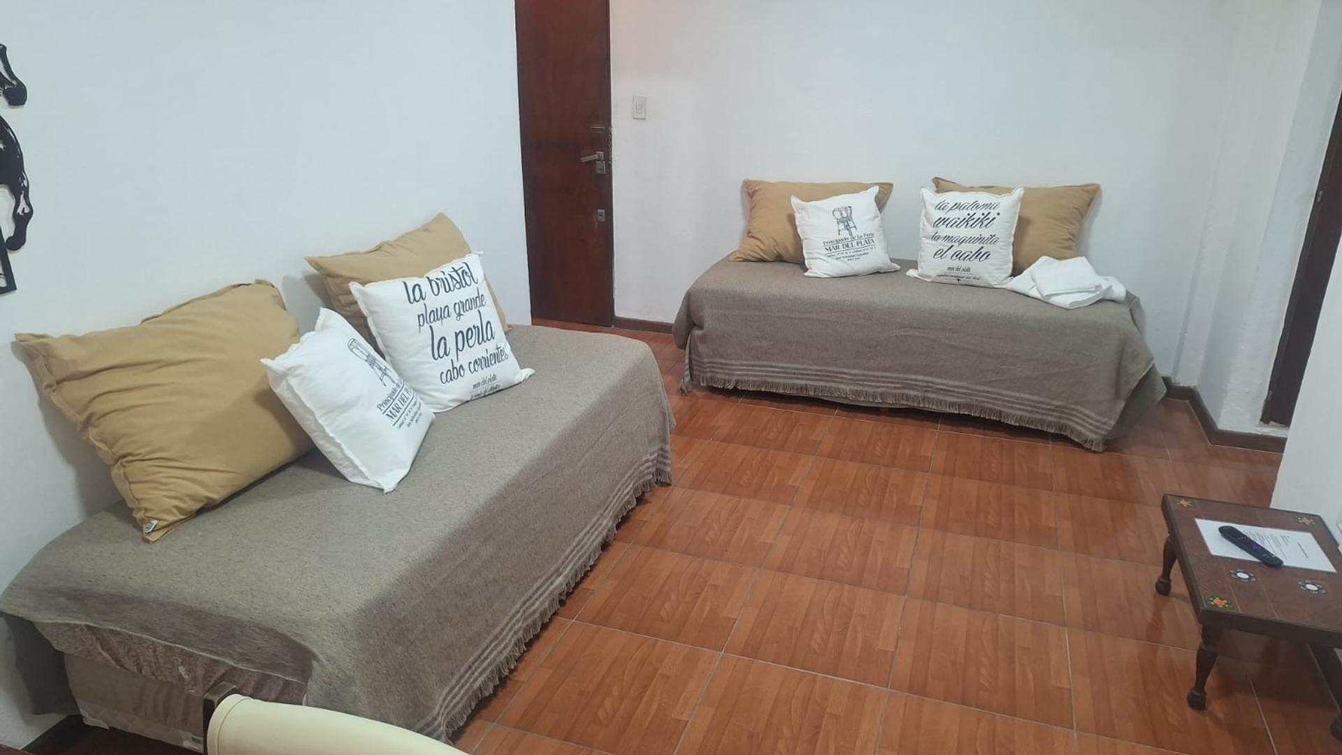 Falucho 2200, Piso 6