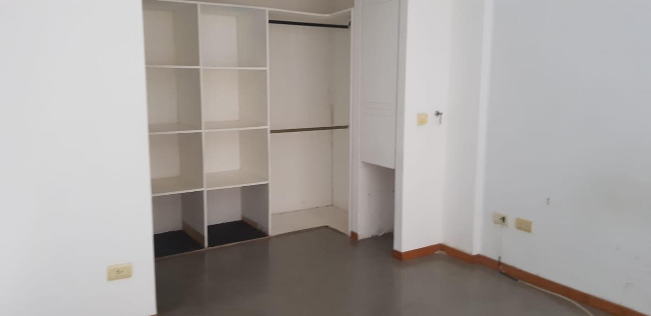 Departamento en Alquiler en Villa Urquiza, $ 550.000