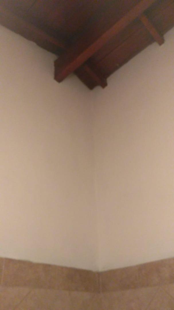 CASA CON FONDO Y GARAGE PASANTE  APTO CREDITO!