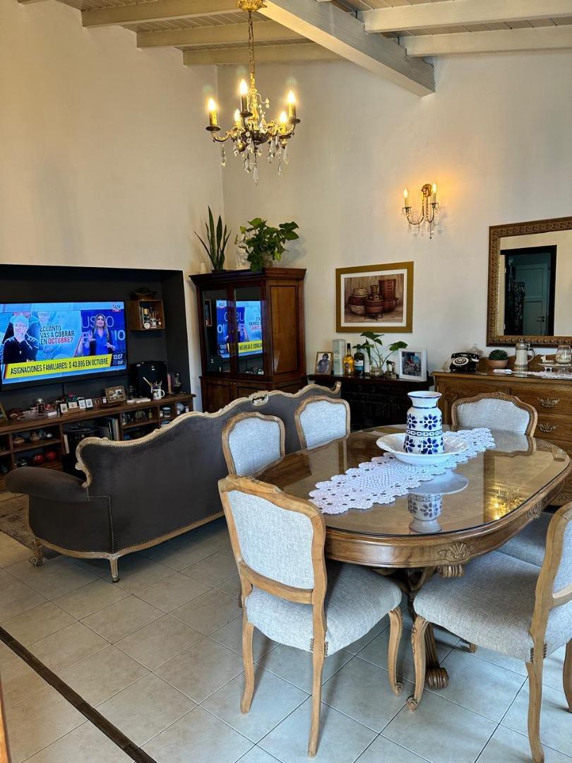 Excelente Chalet En Ciudad Evita