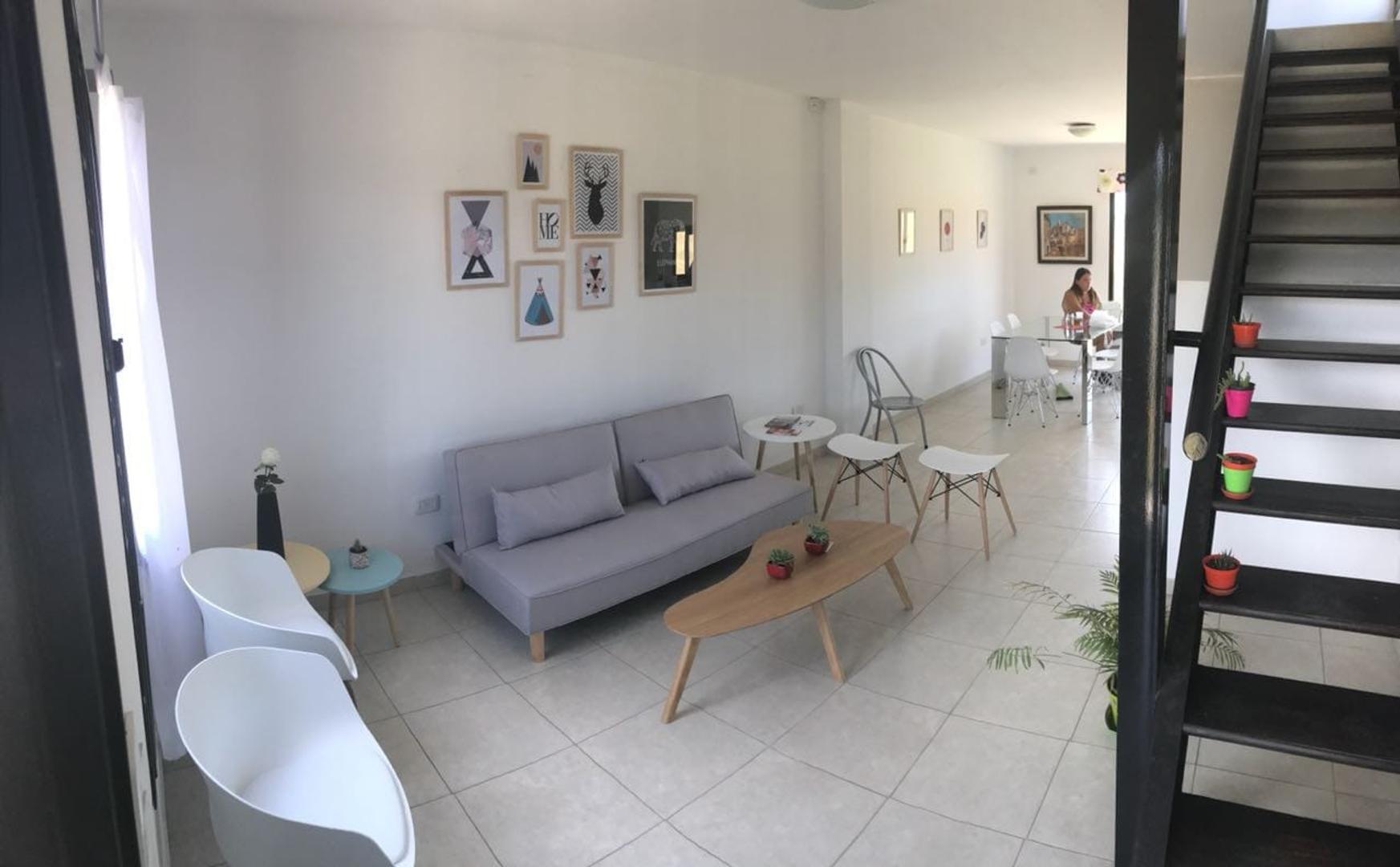 Casa 3 ambientes con 2 baños