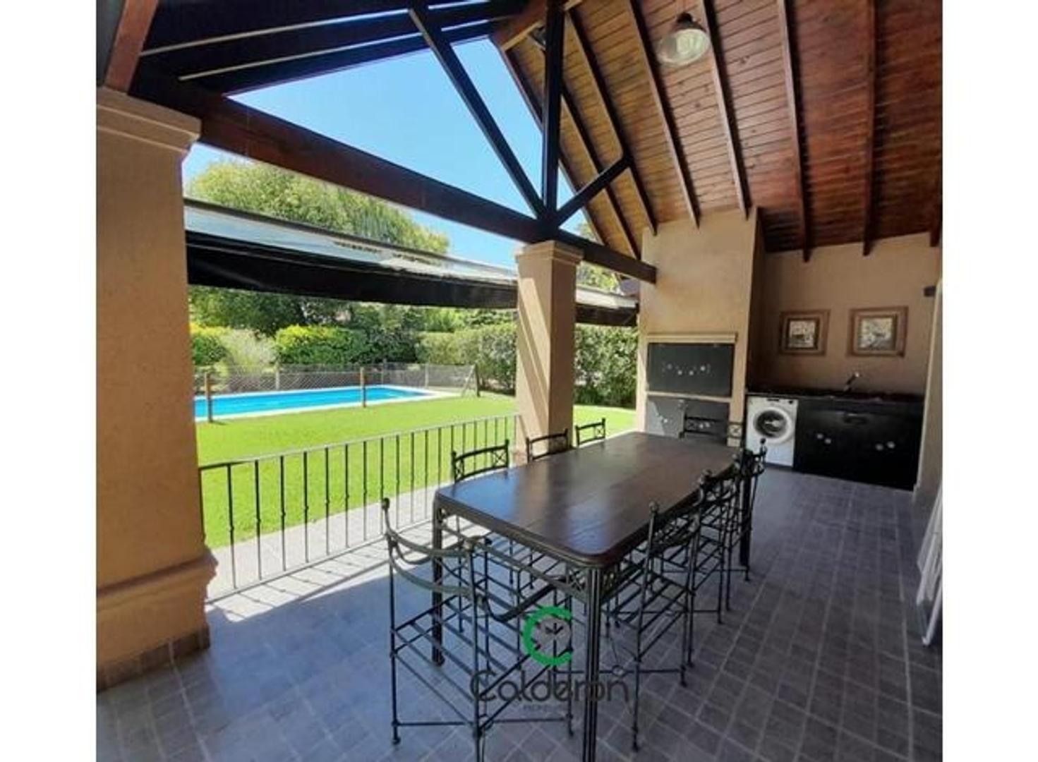 Casa en Alquiler de 4 dormitorios