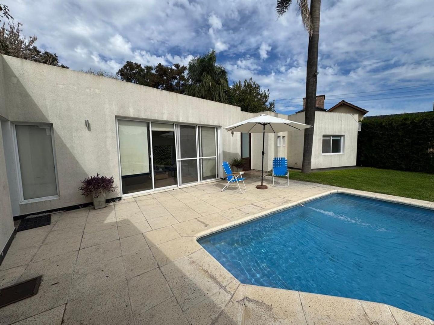 Casa en Venta en Las Lajas Country Club, USD 155.000