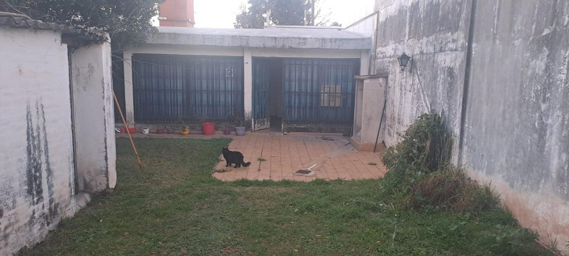 SE VENDE CASA BºMATIENZO