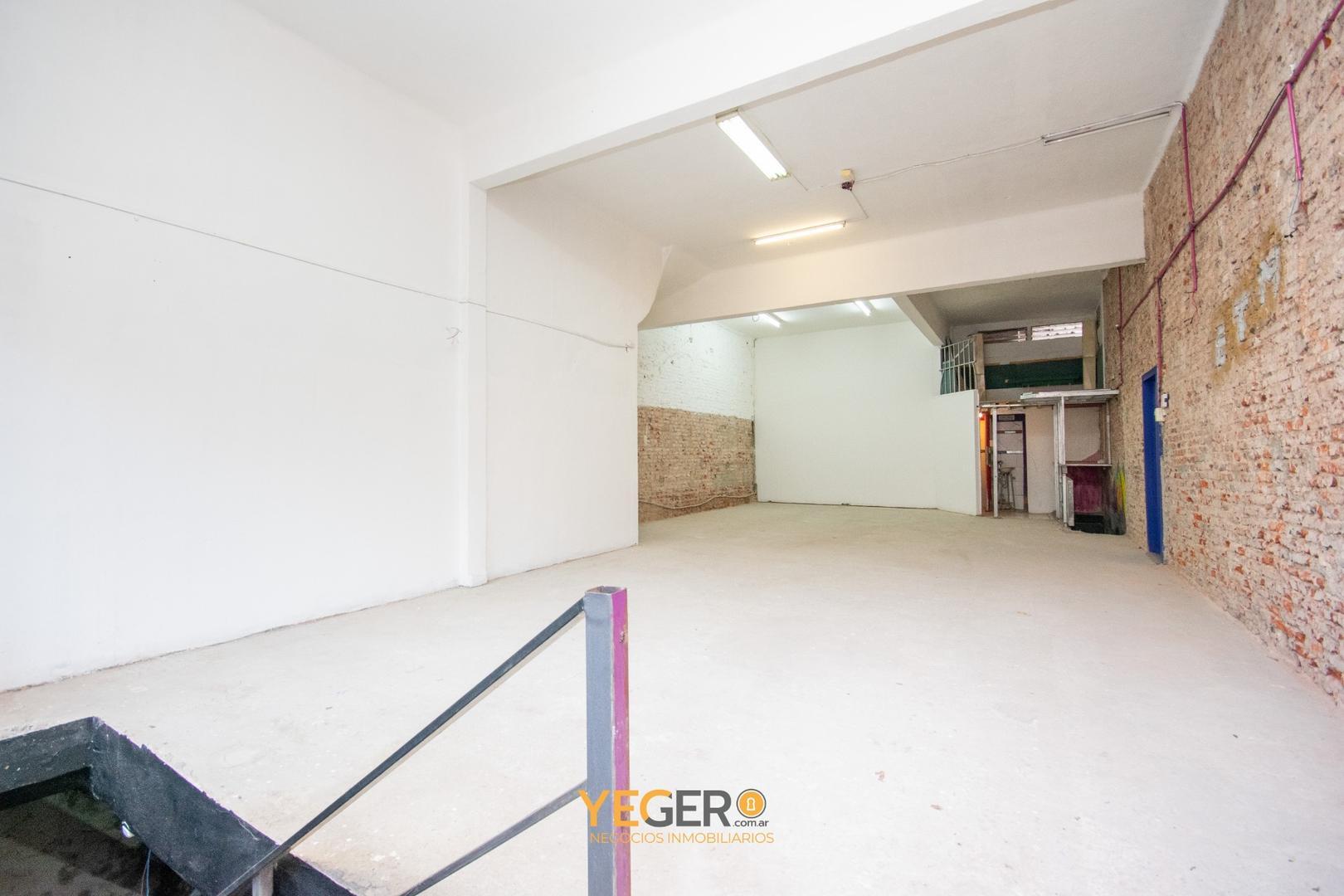 Local en Venta en Chacarita, USD 290.000