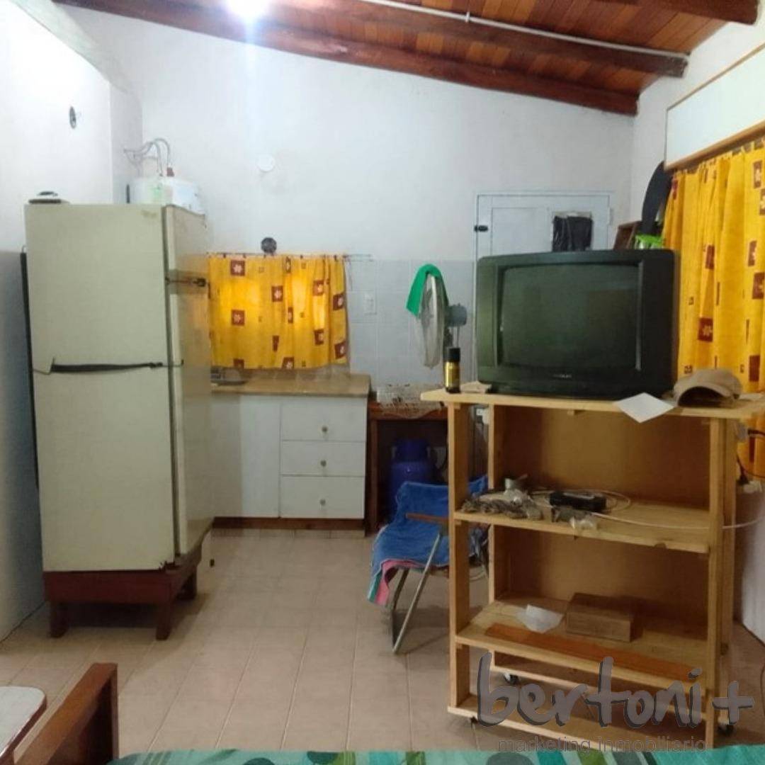 CASA EN NUEVA ESCOCIA, MONOAMBIENTE, COMODO