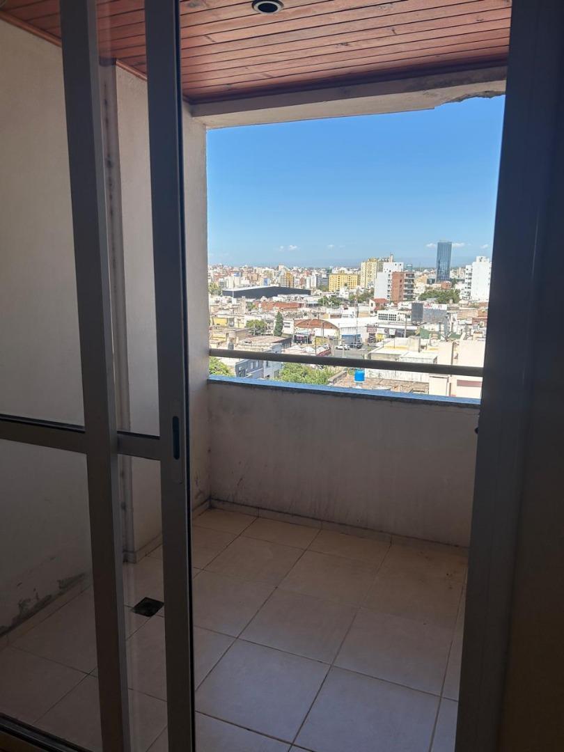 DEPARTAMENTO EN ALQUILER 1 DORM y 1/2  - BALCÓN AL FRENTE!